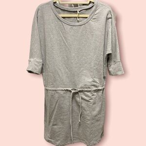 Nine 1 Eight T-shirt dress drop waist short sleeve round neckline Sz medium NWT